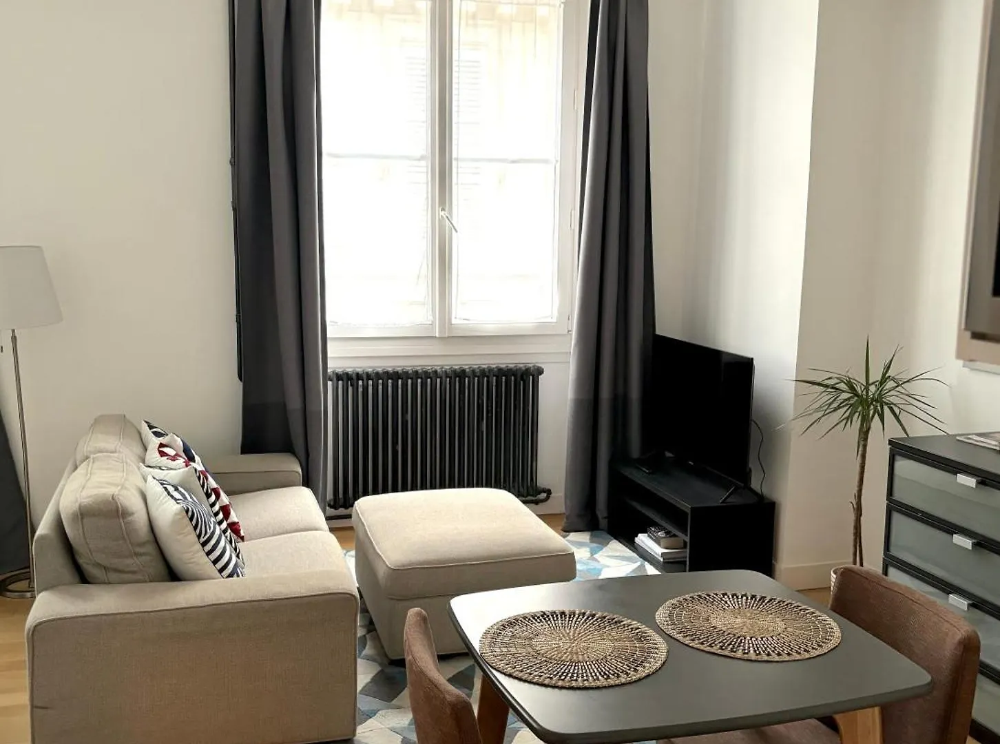 Apartment Marais Modern & Spacious Studio Paris